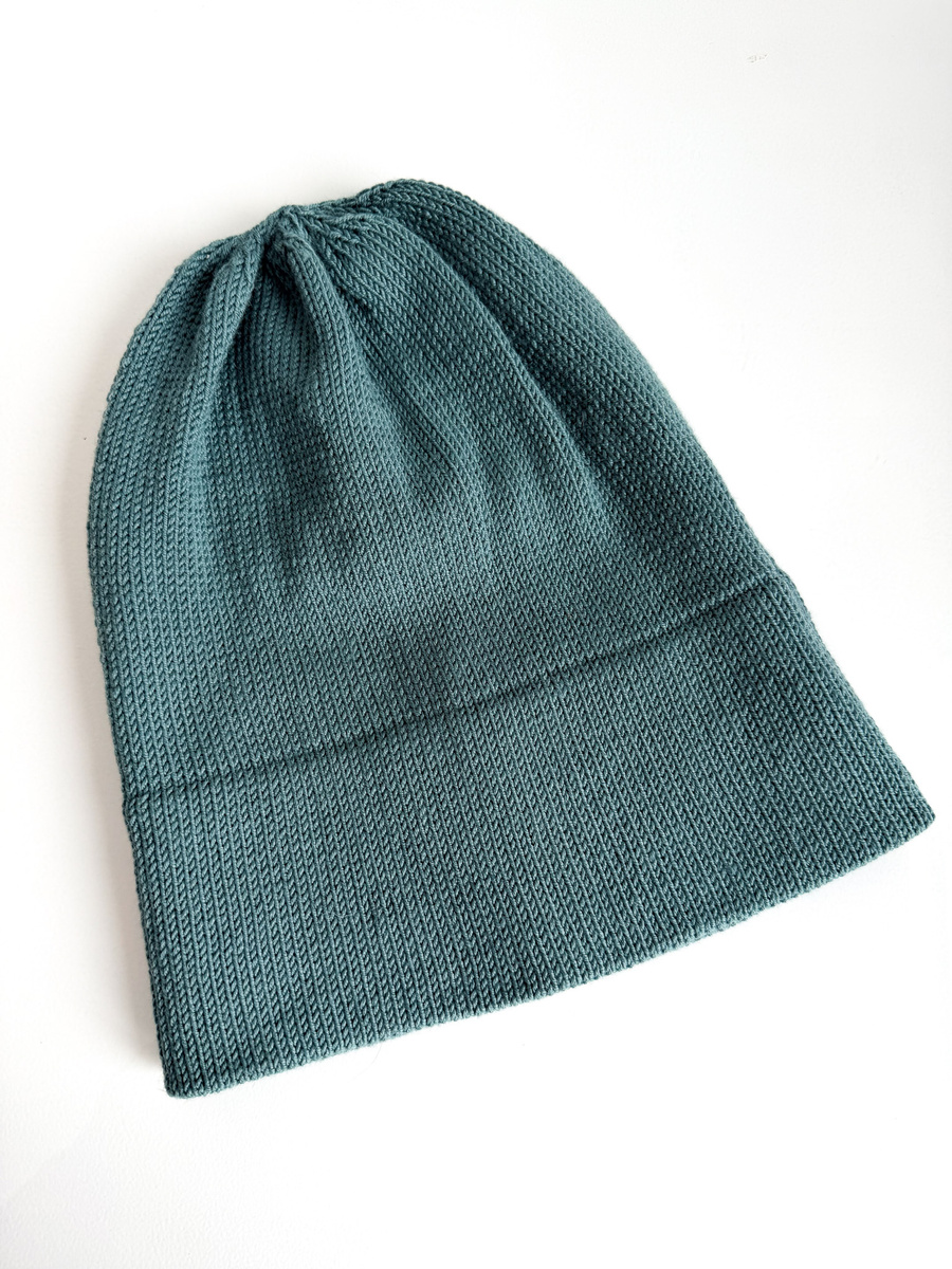 Beanie aus 100% Baby Merino – 66 „Nebliger Wald“
