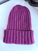 HELLI – wywijana czapka z wełny merino baby 100% 34 Wrzos