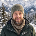 38 Oliv Beanie-Mütze aus Baby-Merinowolle handgemacht winterlich