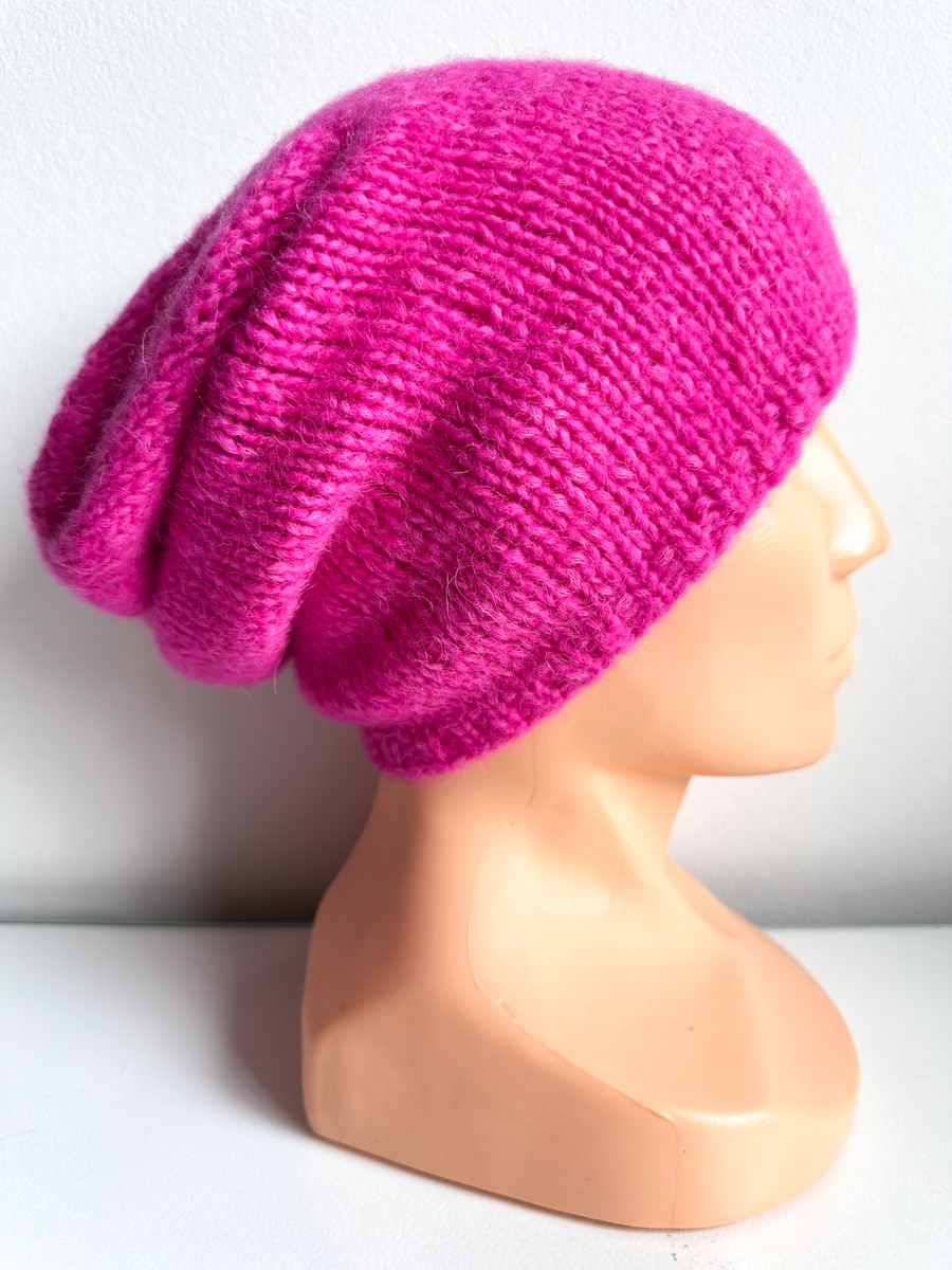CHMURKA Handgemachte Damenmütze aus Alpaka 39 Magenta