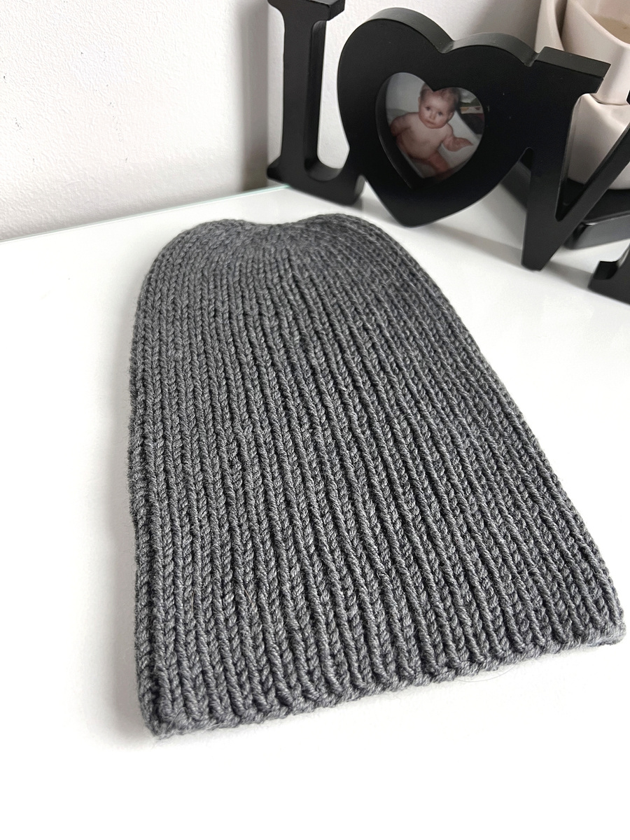NANA – czapka beanie z wełny baby merino 20 ciemny szary, jesienno-zimowa