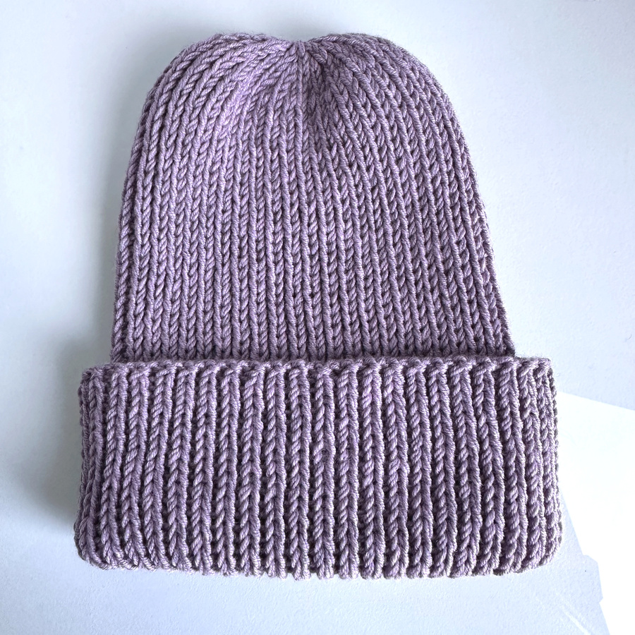 NANA – czapka wywijana z wełny baby merino 39 Fioletowa Orchidea