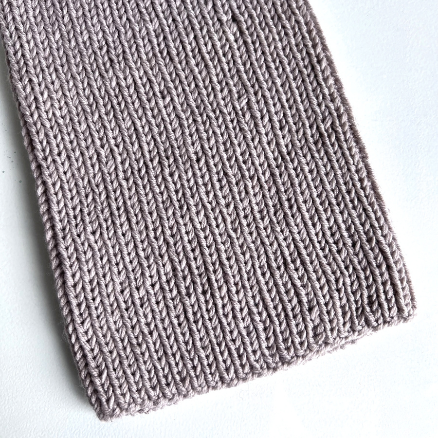 NANA – czapka beanie z wełny baby merino 23 Jasny Beż