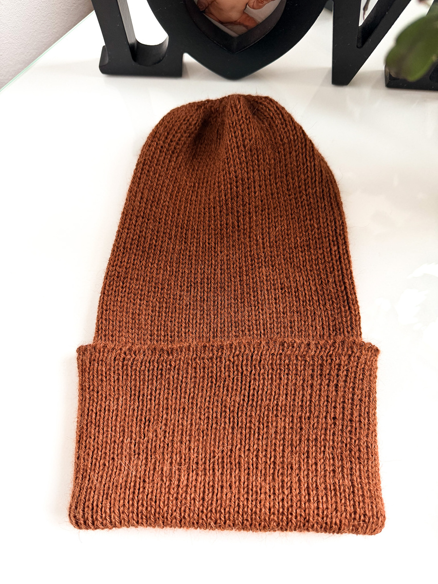 Czapka wywijana HELEN 100% Alpaka 9044 ciemne winogrona