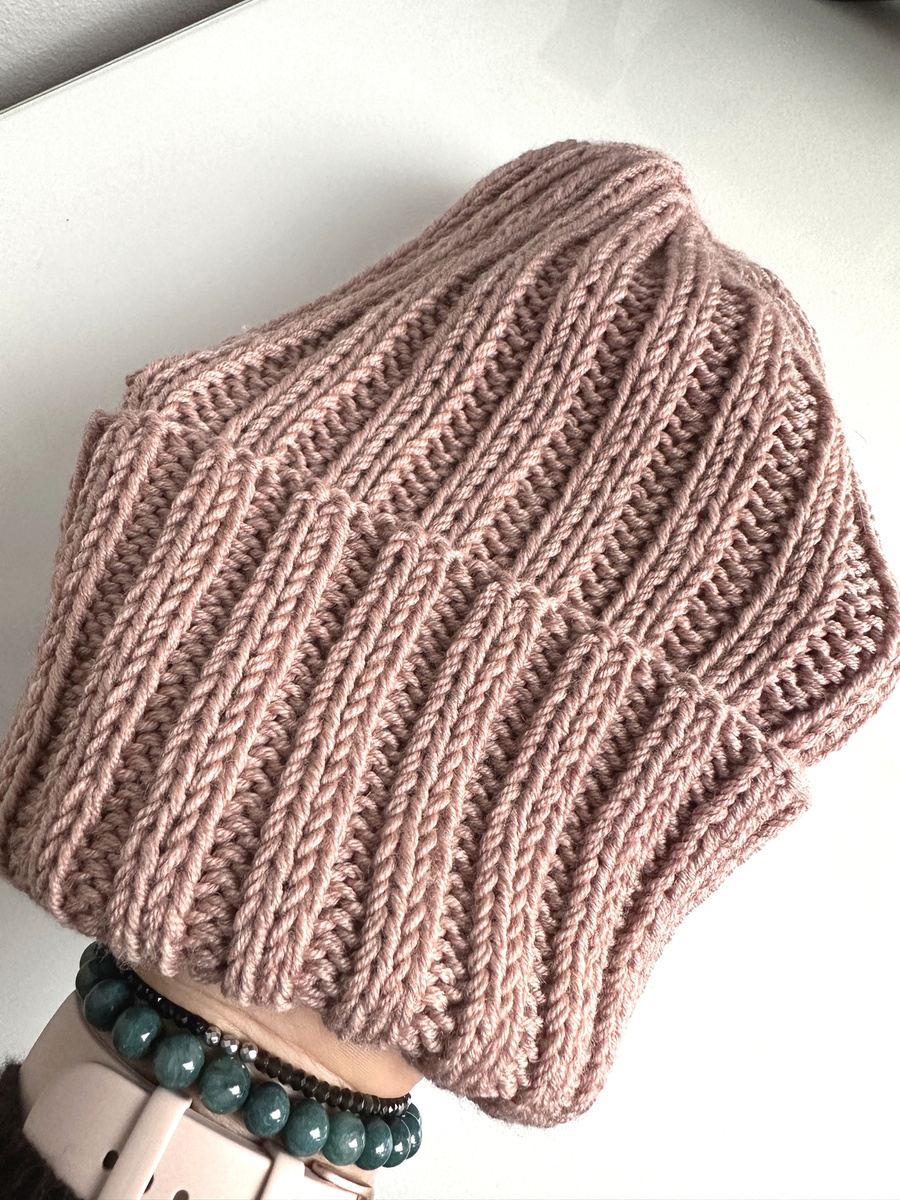 HELLI – czapka merino wywijana 100% baby merino 49 Pustynna Róża