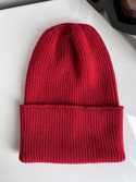 VARELLA – czapka merino beanie 100% baby merino 16 czerwony jesienno-zimowa