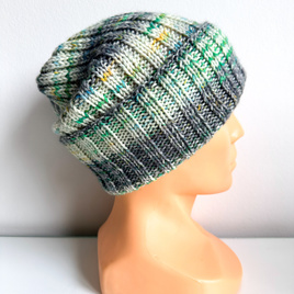 Wywijana czapka HELLI Print Merynos 20 zorza polarna