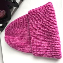 CHMURKA – czapka z alpaki damska ręcznie robiona 39 magenta