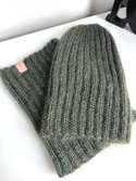 MARGARET 2.0 Beanie-Mütze Alpaka + doppelter Mohair und Seide 7895/19 Dunkelgrün