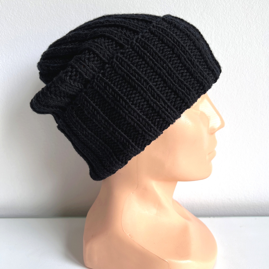 HELLI Beanie-Mütze mit Umschlag 100% Baby-Merinowolle 21 Schwarz