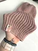 NANA – czapka beanie z wełny baby merino 49 Pustynna Róża