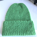 CHMURKA Handmade Turn-Up Alpaca Beanie 43 Papuzia Zieleń
