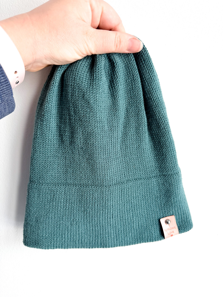 SOREN Beanie aus 100% Baby Merino – 66 „Nebliger Wald“