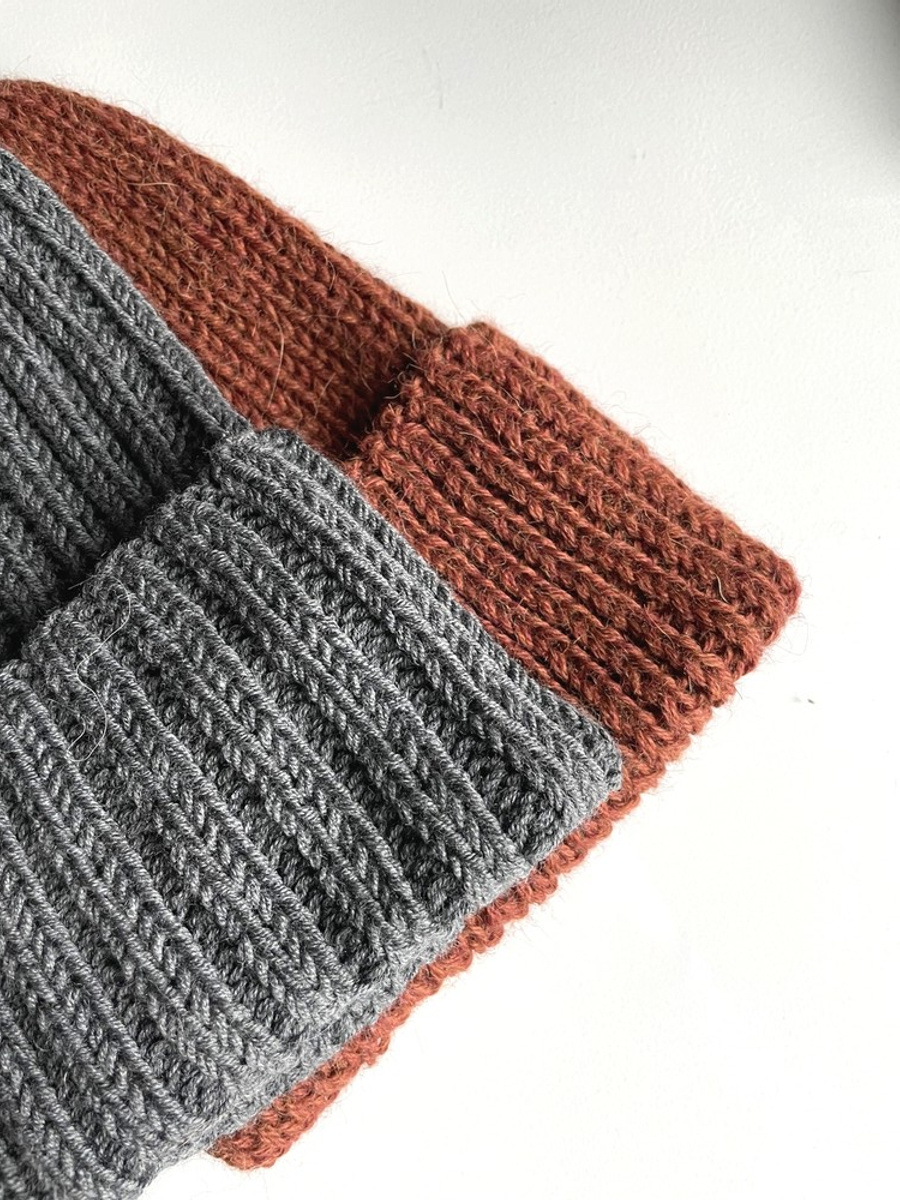 KIARA – czapka wywijana z alpaki 100% 9025 orzechowy, jesienno-zimowa, ręcznie robiona