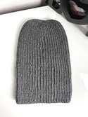 NANA – czapka beanie z wełny baby merino 20 ciemny szary, jesienno-zimowa