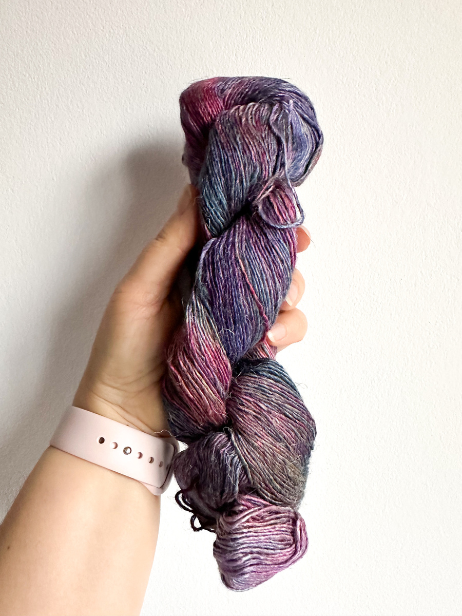 Ręcznie farbowana włóczka Malabrigo SUSURRO jedwab, len i merynos SUS005 ANIVERSARIO