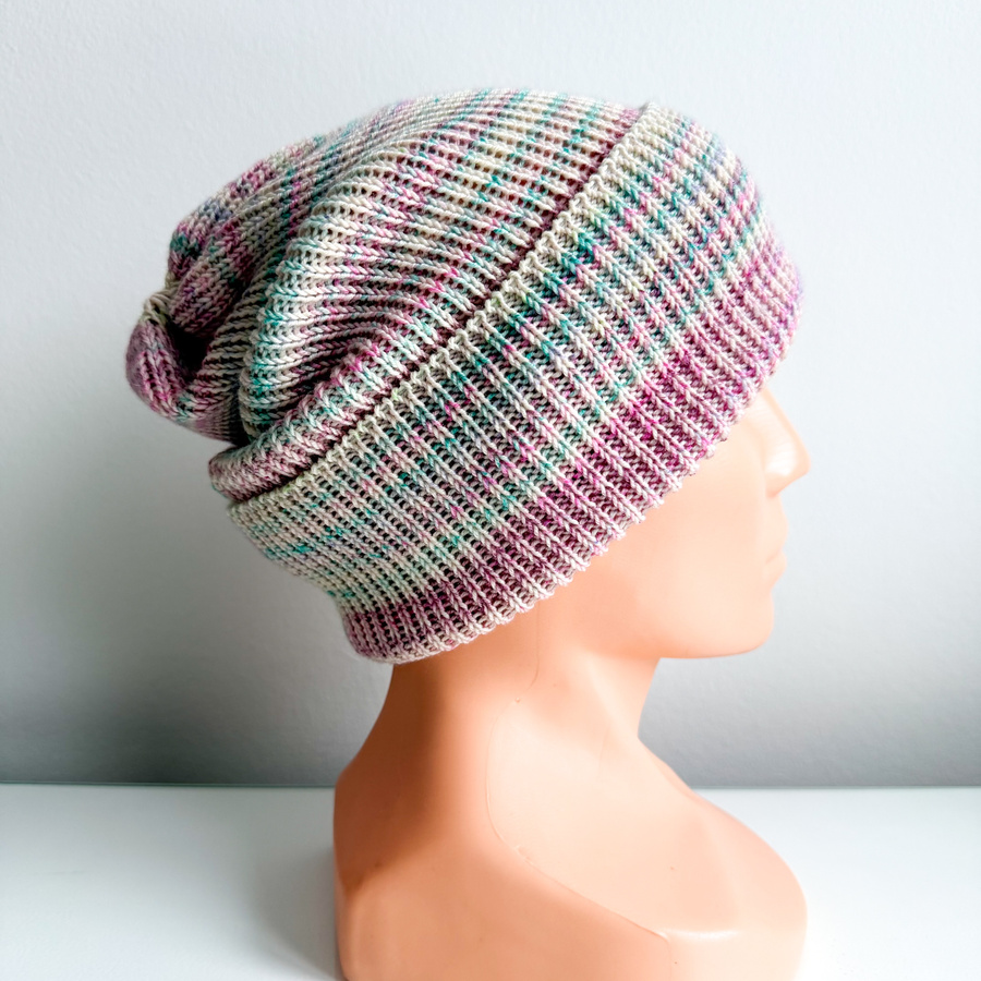 Beanie czapka z wełny merino VARELLA 100% Baby Merino Print 105 magiczna beza