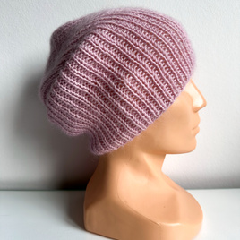 AUREA – ręcznie robiona ciepła czapka beanie merino + moher i jedwab damska 54/63 Pudrowy róż