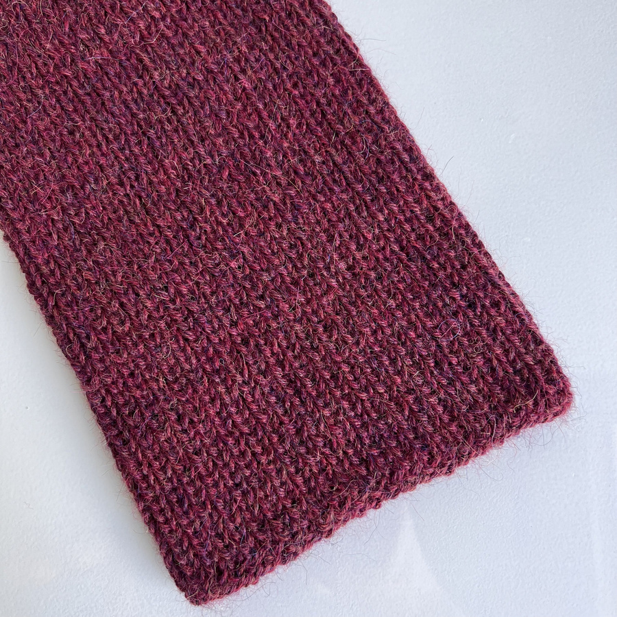 KIARA handgemachte Beanie-Mütze aus 100% Alpaka 5565 Bordeaux-Braun
