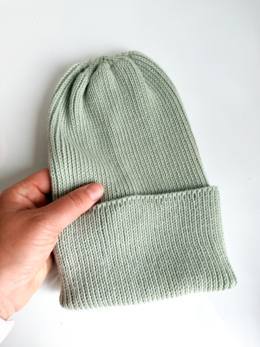 VARELLA Turn-Up Beanie 100% Baby Merino Wool