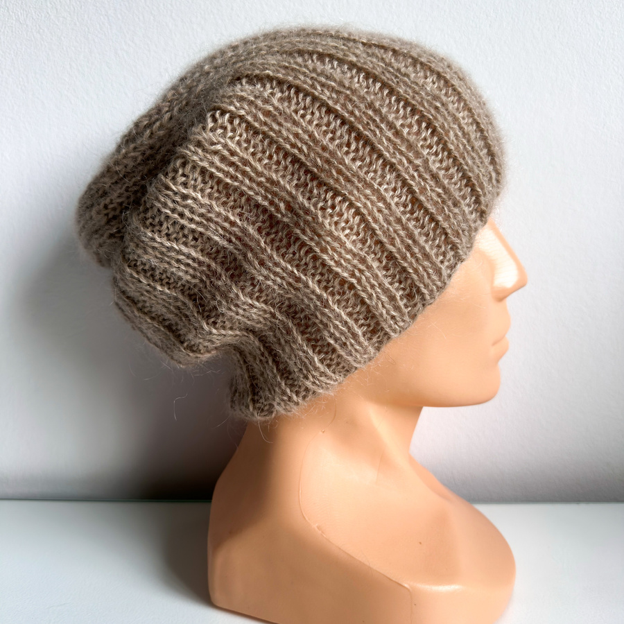 MARGARET – ręcznie robiona czapka beanie alpaka + moher z jedwabiem 2020/54 Piaskowy jasny