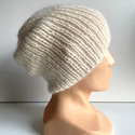 Handmade women’s hat AUREA 100% Baby Merino plus mohair and silk 02/01 Ecru