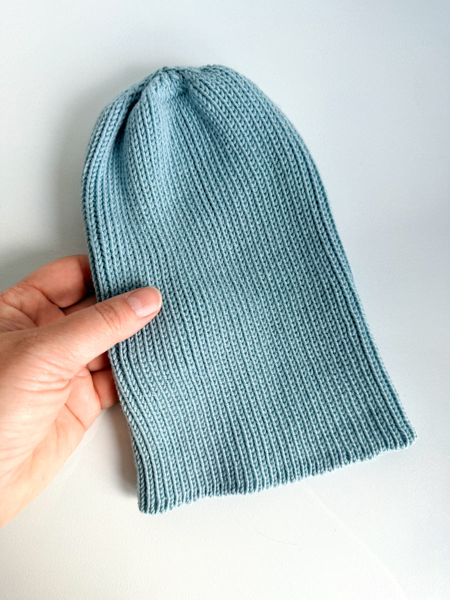 VARELLA – czapka z wełny merino beanie 100% Baby Merino 43 Jasny Morski przejściowa