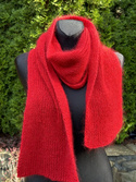 Ciepły i przytulny szal Nitkowe Love 30x180 cm  100% Baby Merino 21 czarny