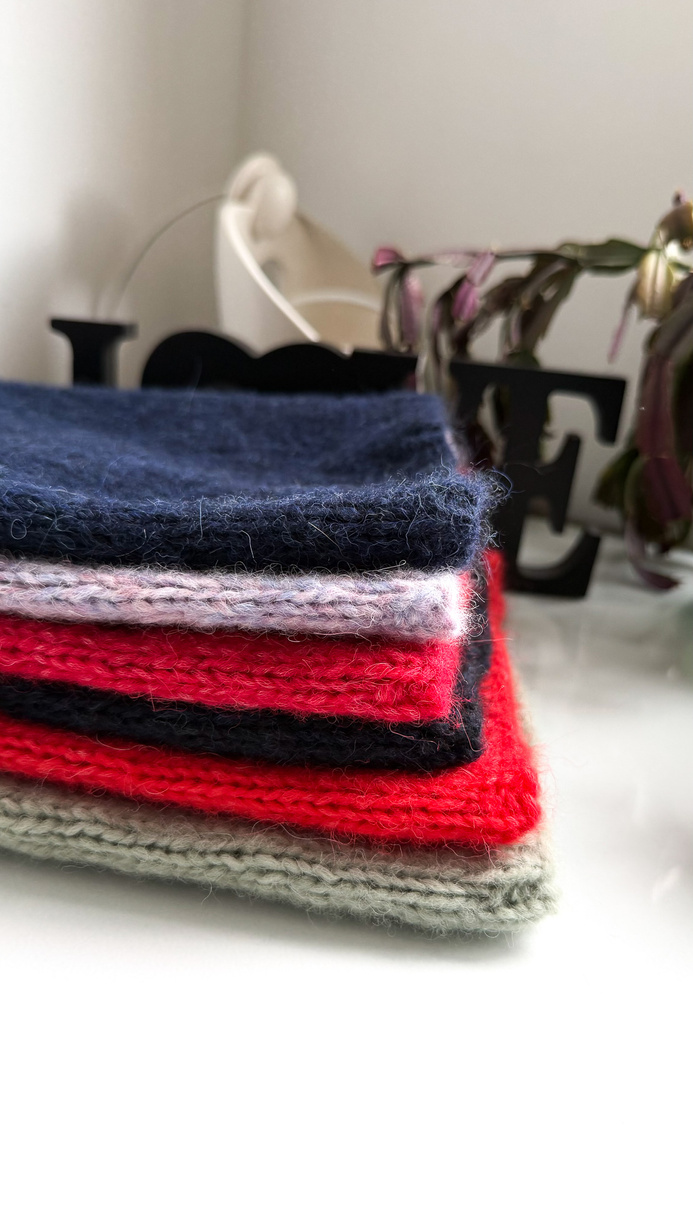 CHMURKA Handmade Alpaca Beanie 62 Dark Blue