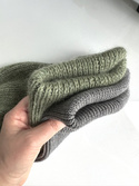 Ręcznie robiona czapka beanie AUREA 100% Baby Merino plus moher i jedwab 38/18 Oliwka