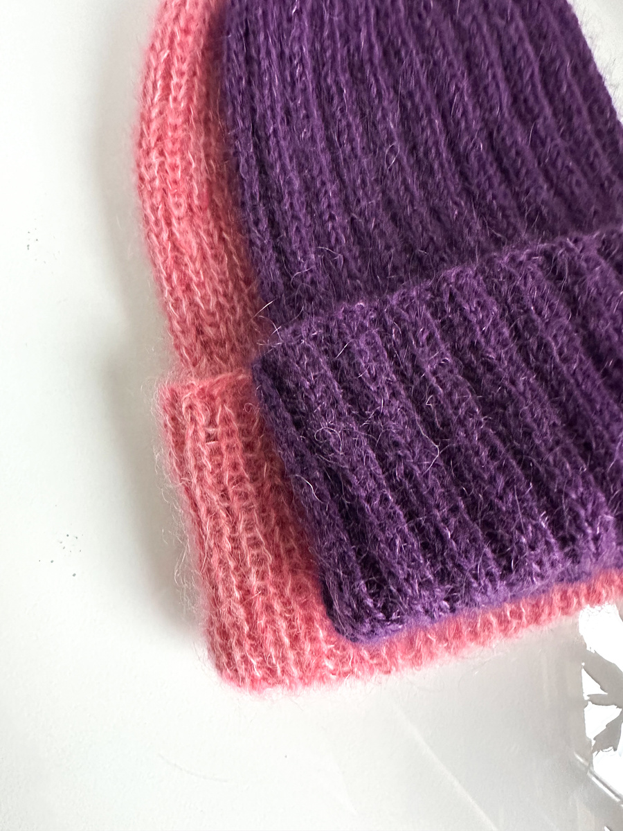 Ręcznie robiona Czapka wywijana MARGARET 100% Alpaka + nitka moher i jedwab 4400/16 Ciemnofioletowy