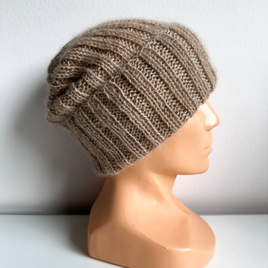 MARGARET – ręcznie robiona czapka z alpaki damska 2020/54 piaskowy jasny