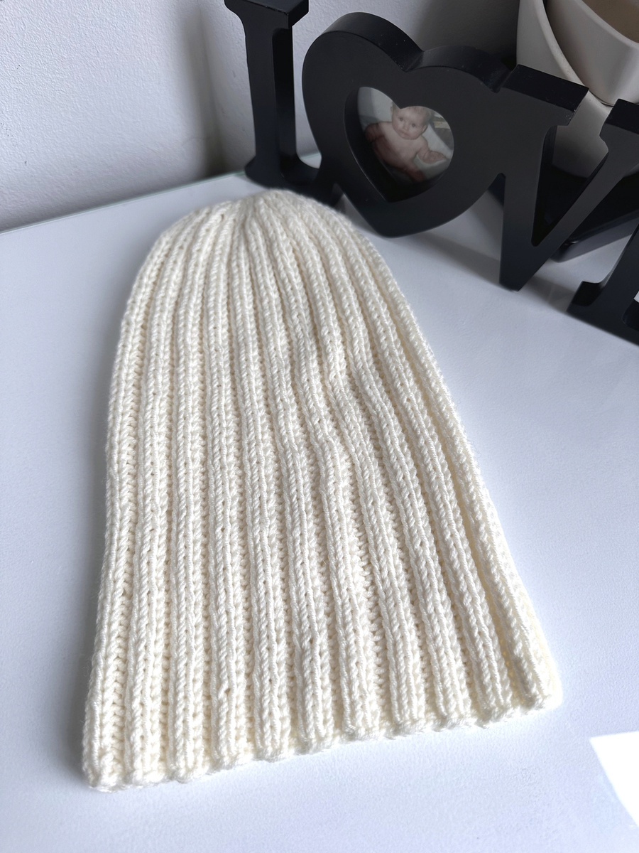 HELLI – czapka zimowa merino damska 100% Baby Merino 02 Ecru