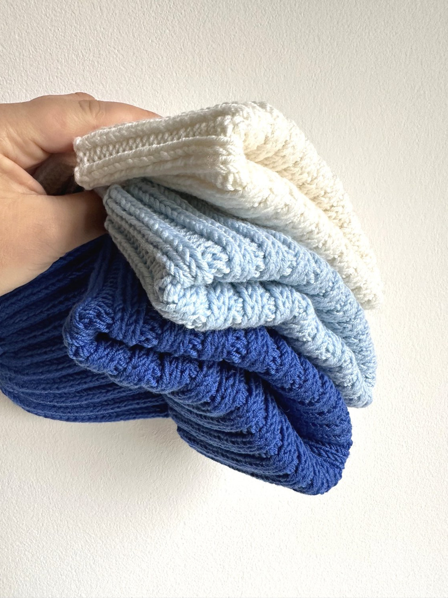 NANA – czapka beanie wywijana z wełny 100% baby merino 30 Niebieski