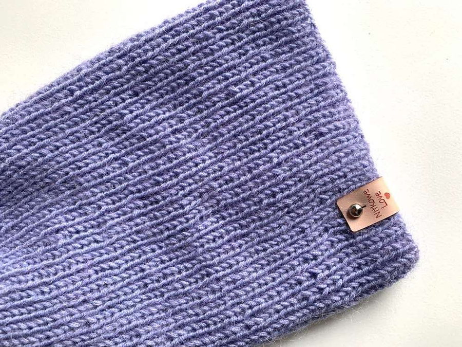 Handmade women's hat AUREA 100% Baby Merino plus mohair and silk 25/11 Lavender