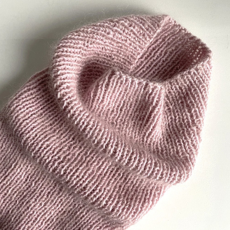 Ręcznie robiony KOMIN AUREA 100% Baby Merino plus moher i jedwab 54/63 Pudrowy róż 35 cm długości